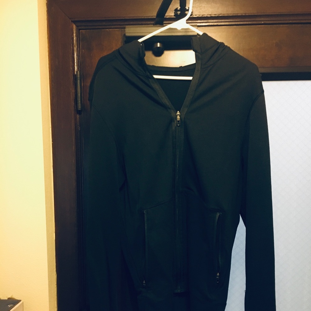 Lululemon Men’s M Hoodie